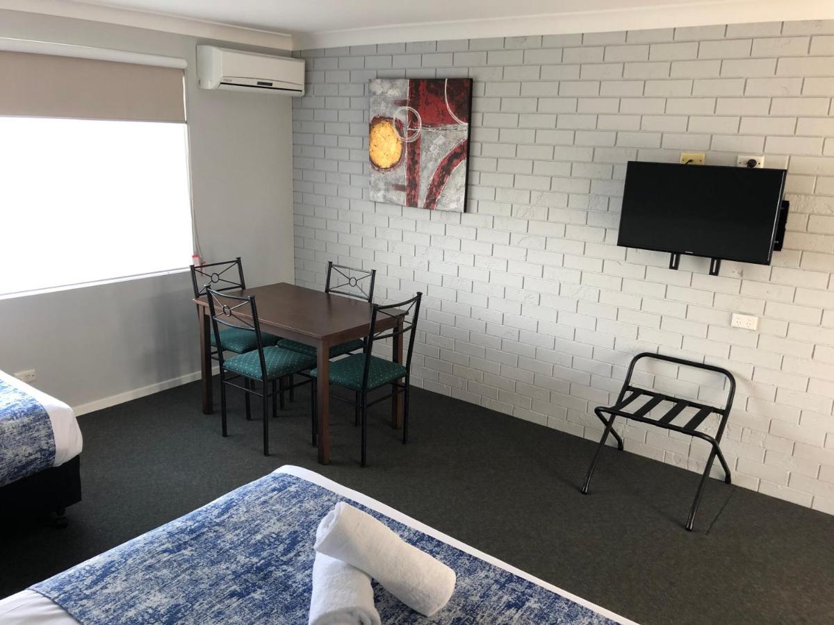 Marco Polo Motor Inn Taree Esterno foto